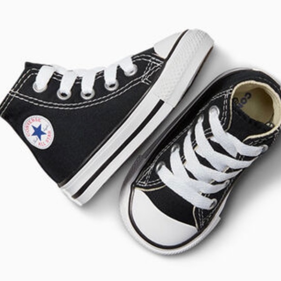 High top converse in excellent used condition.. - Picture 3 of 3